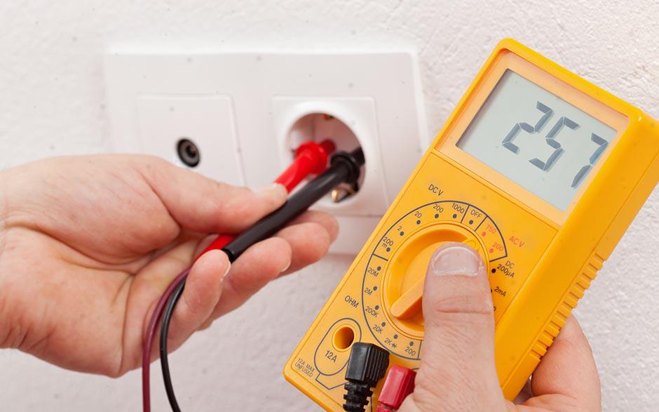 électricien dans le bâtiment Saint-Arnoult-en-Yvelines